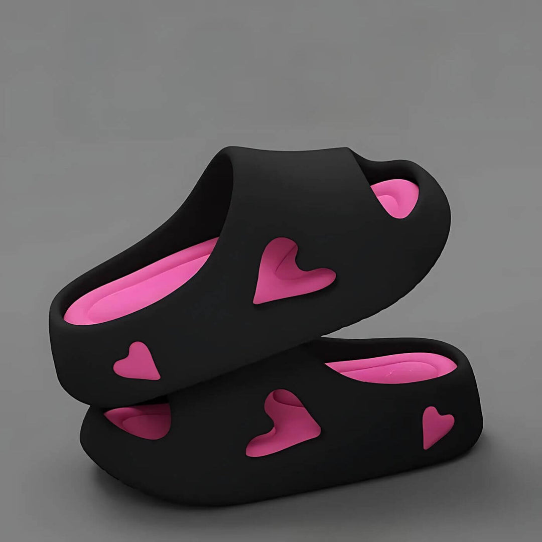 Amora™ - Flip flops med hul hjerte-design og skyfølelse