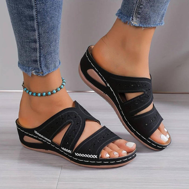 Elina™ - Ortopediske Komfort Kilesandaler