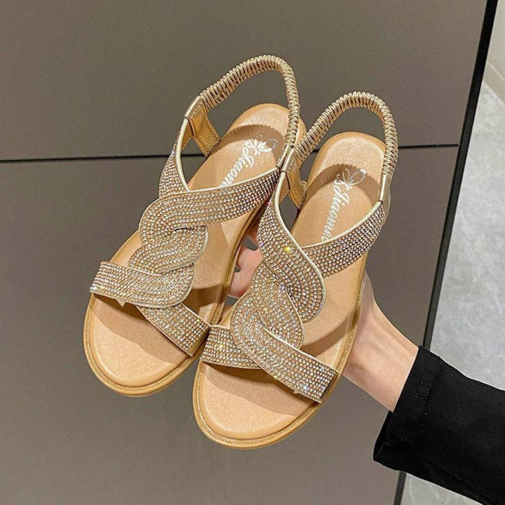 Hanne™ – Elegante Kilehælsandaler med Lukket Tå og Ortopedisk Støtte