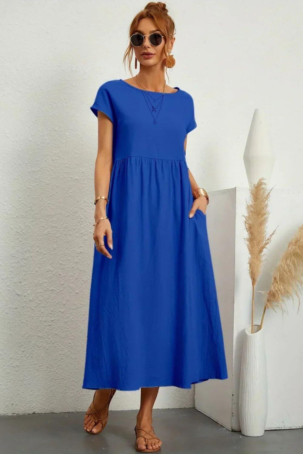 Julia™- Flytende Elegant Midikjole