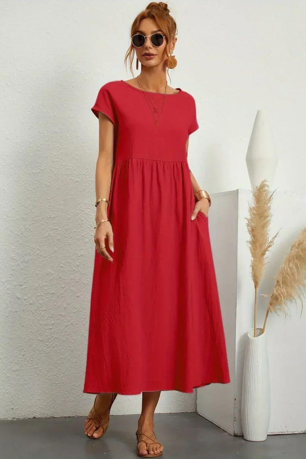 Julia™- Flytende Elegant Midikjole