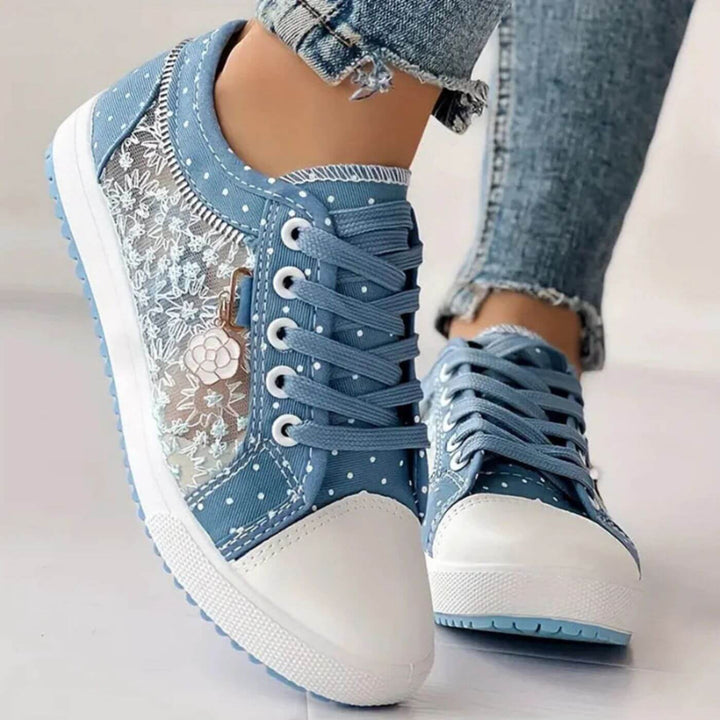 Mia™ – Pustende Ortopediske Sneakers i Blonder