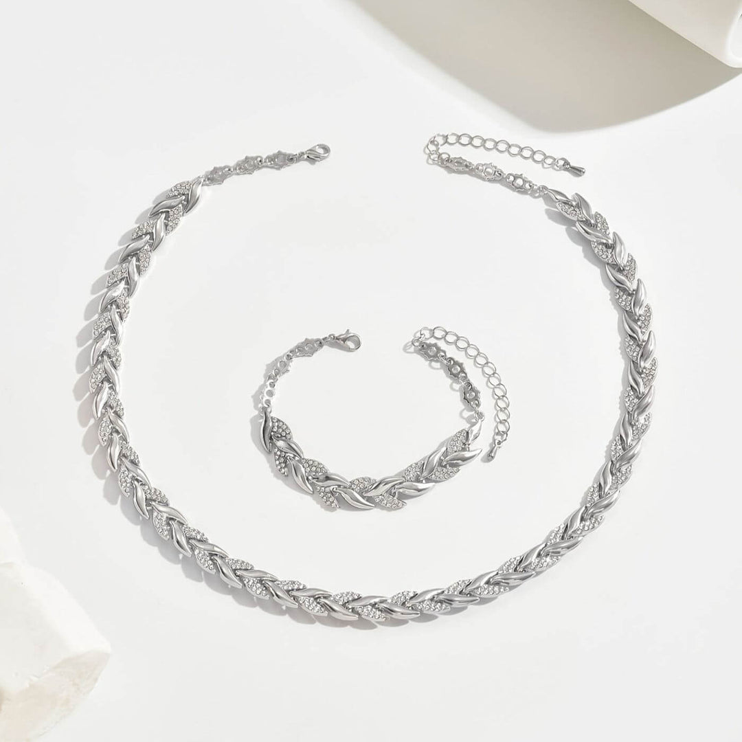 Olivia™ – Luksuriøst Fiskehale-sett med Rhinestones