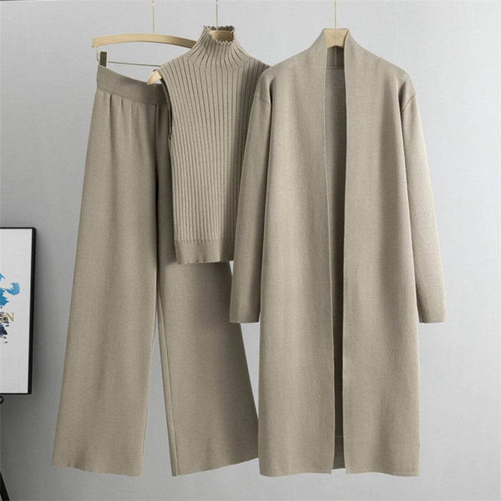Yasmin™ – Minimalistisk Tredelt Strikkesett