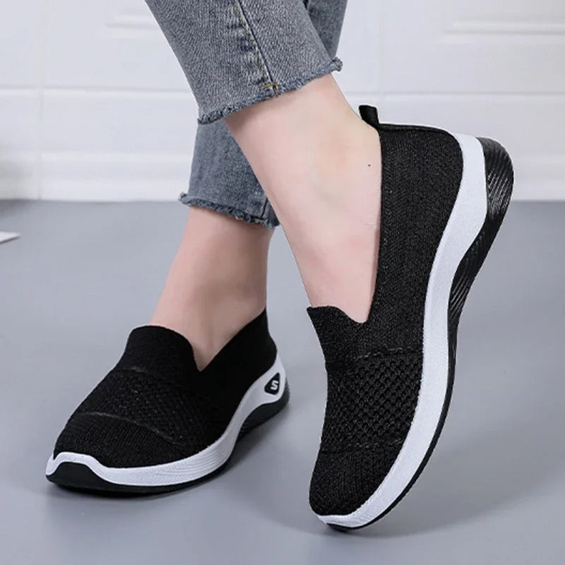 Maja™ – Ortopedisk Bue Støtte Slip-On Sneakers