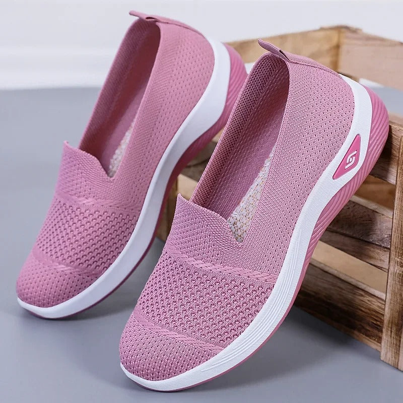 Maja™ – Ortopedisk Bue Støtte Slip-On Sneakers