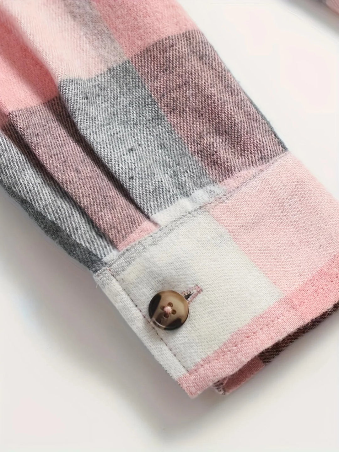 Karoline™ – Oversized rutete skjorte med knapper foran