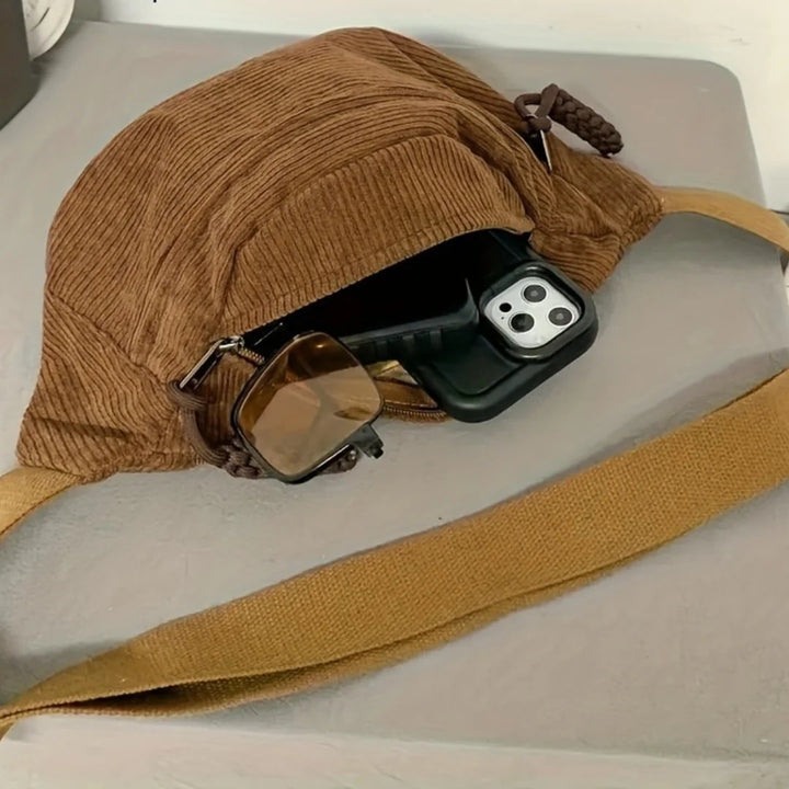Sunniva™ – Ribbete Justerbar Crossbody Belteveske