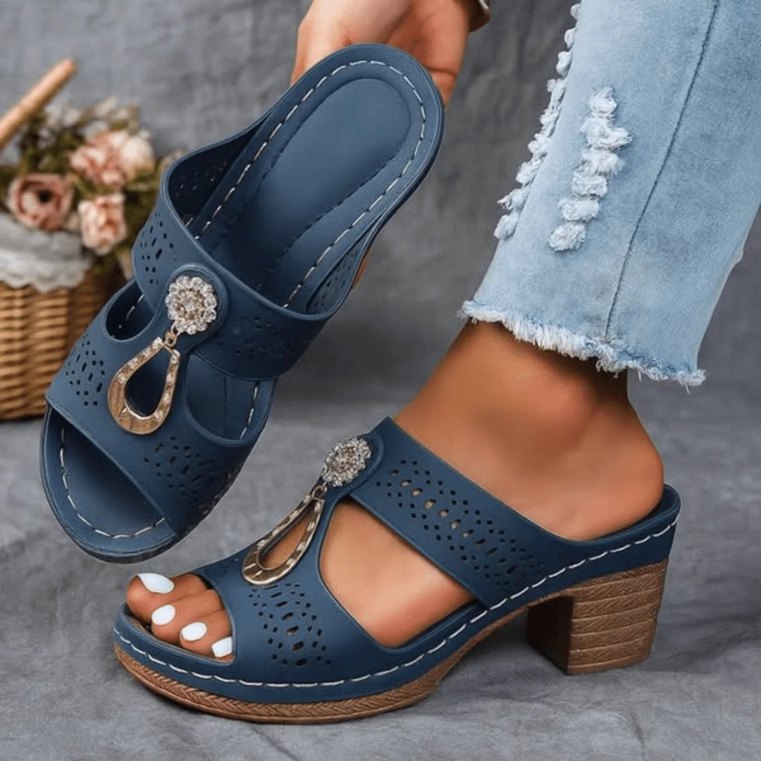 Emma-sofie™ – Perforerte Blokkhæls Orthopediske Sandaler