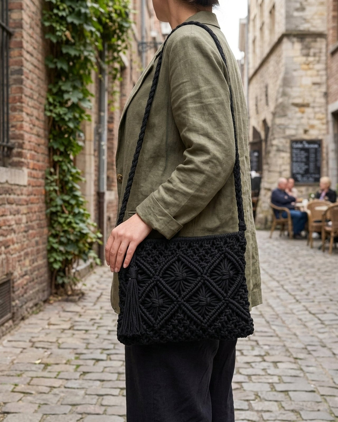 Lara™ – Vevet Makrame Crossbody Bag med Frynse
