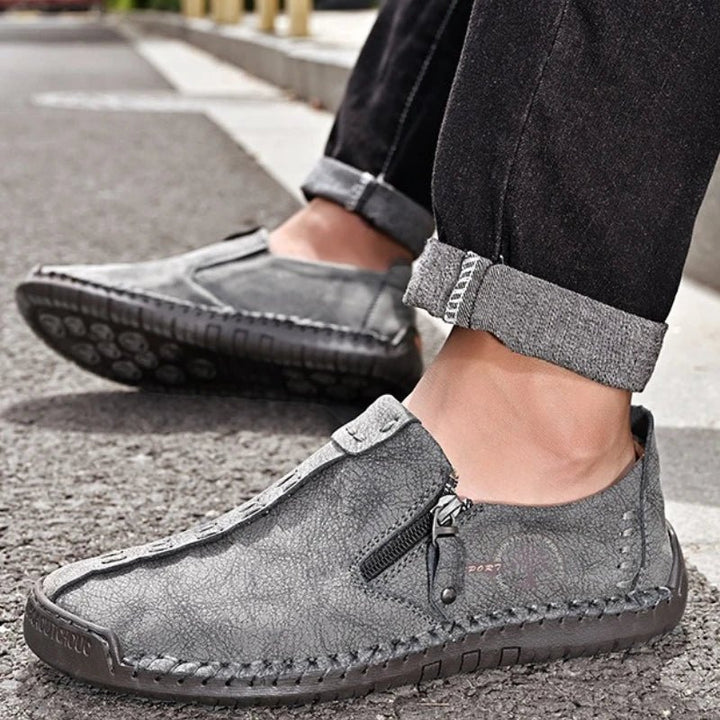 Tor™ – Håndsydd Slip-On Loafers med Sidelukking
