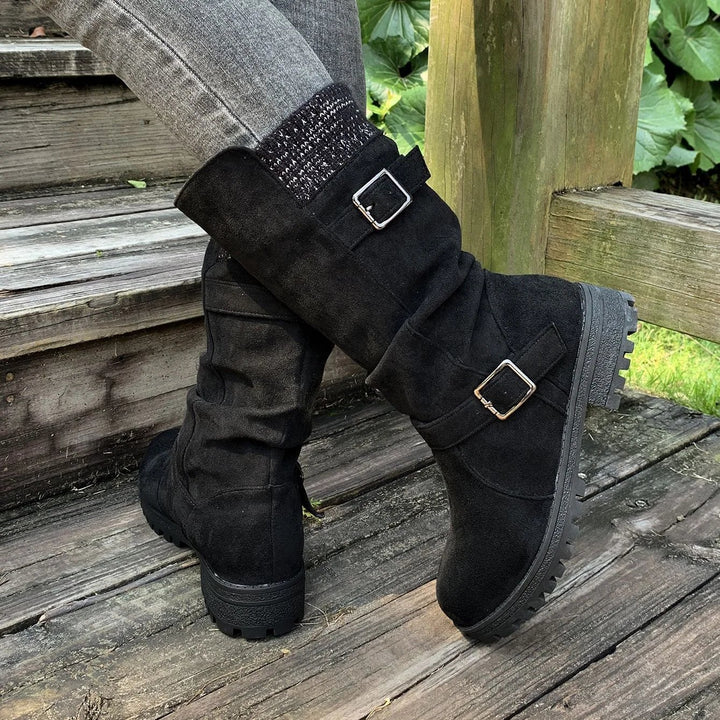 Laila™ – Buckled Mid-Calf Strikkede Mansjettstøvler