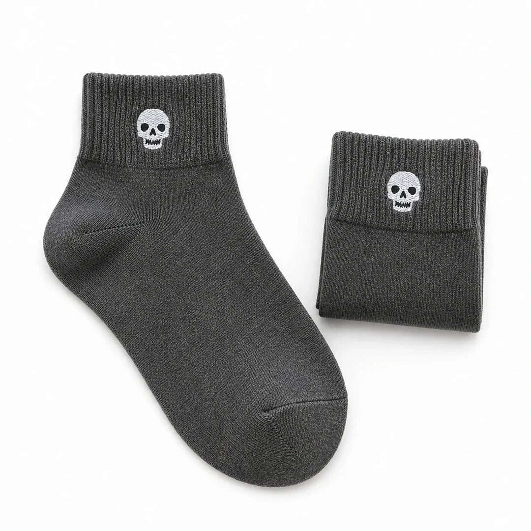 CreepySocks™ –  Skumle Broderte Ribbede Halloween Sokker