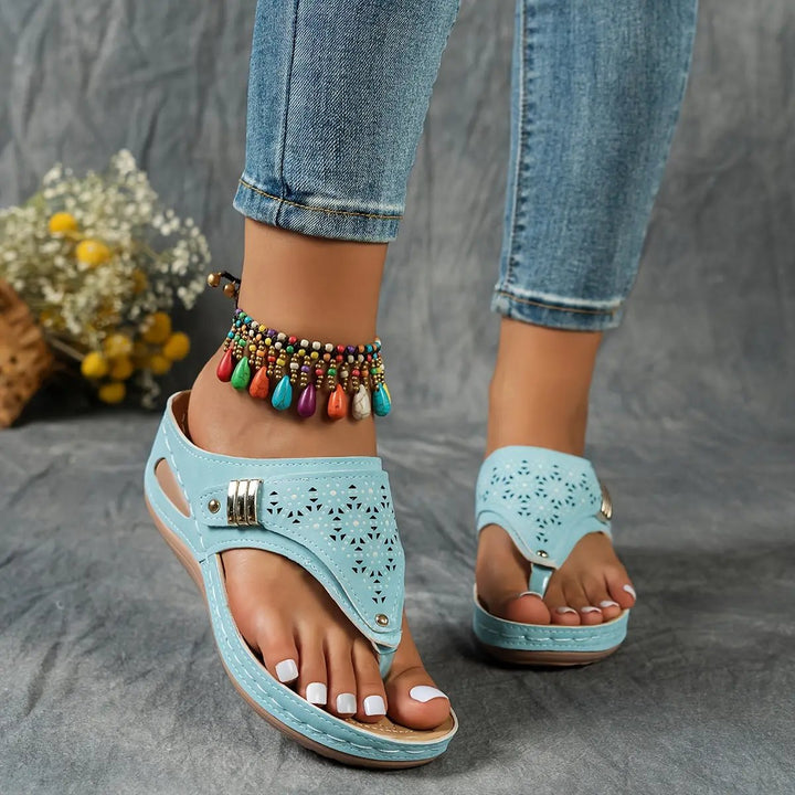 Charlotte™ – | Hælstøtte Hæl-kile Tongsandal