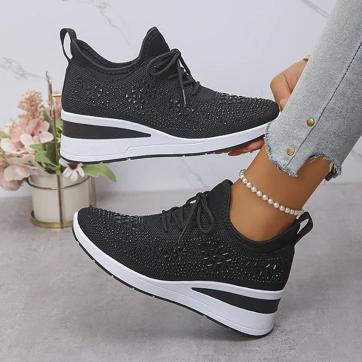 Berit™ – Hevet komfort sneakers med rhinstein detaljer