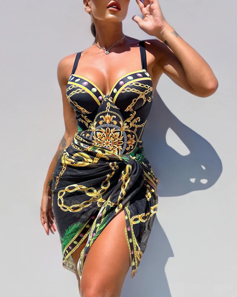 May™ – Elegant Badekjole med Skjørt Cover-Up