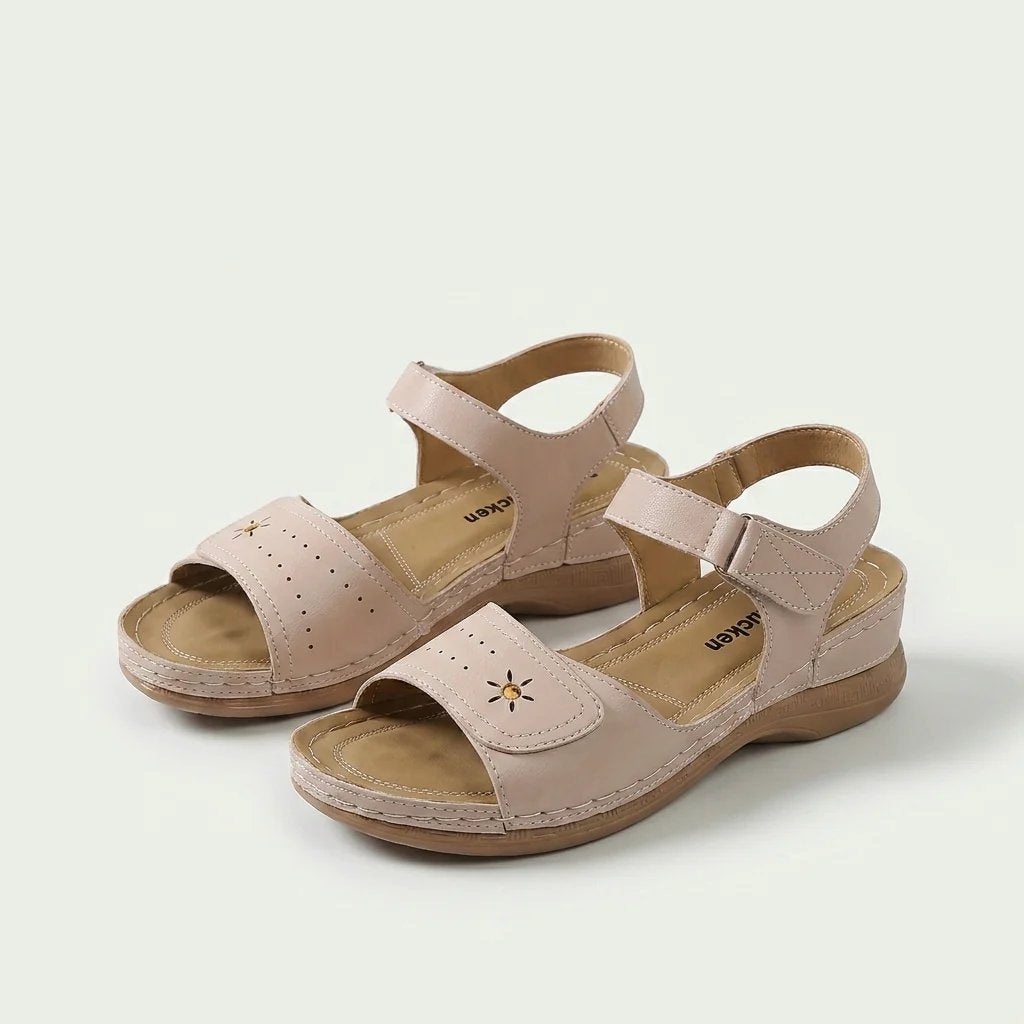 Sara™ – Velcro Stropp Perforerte Komfort Sandaler