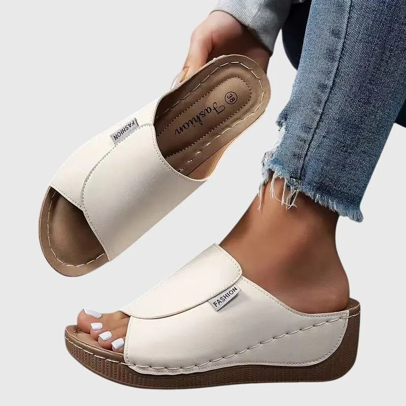 Ingrid™ – Walkesandaler med komfort hele dagen og god støtte for buen