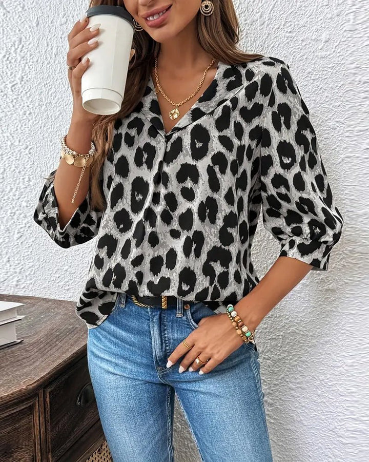 Ida™ – Bluse med leopardmønster og trekvartlange ermer