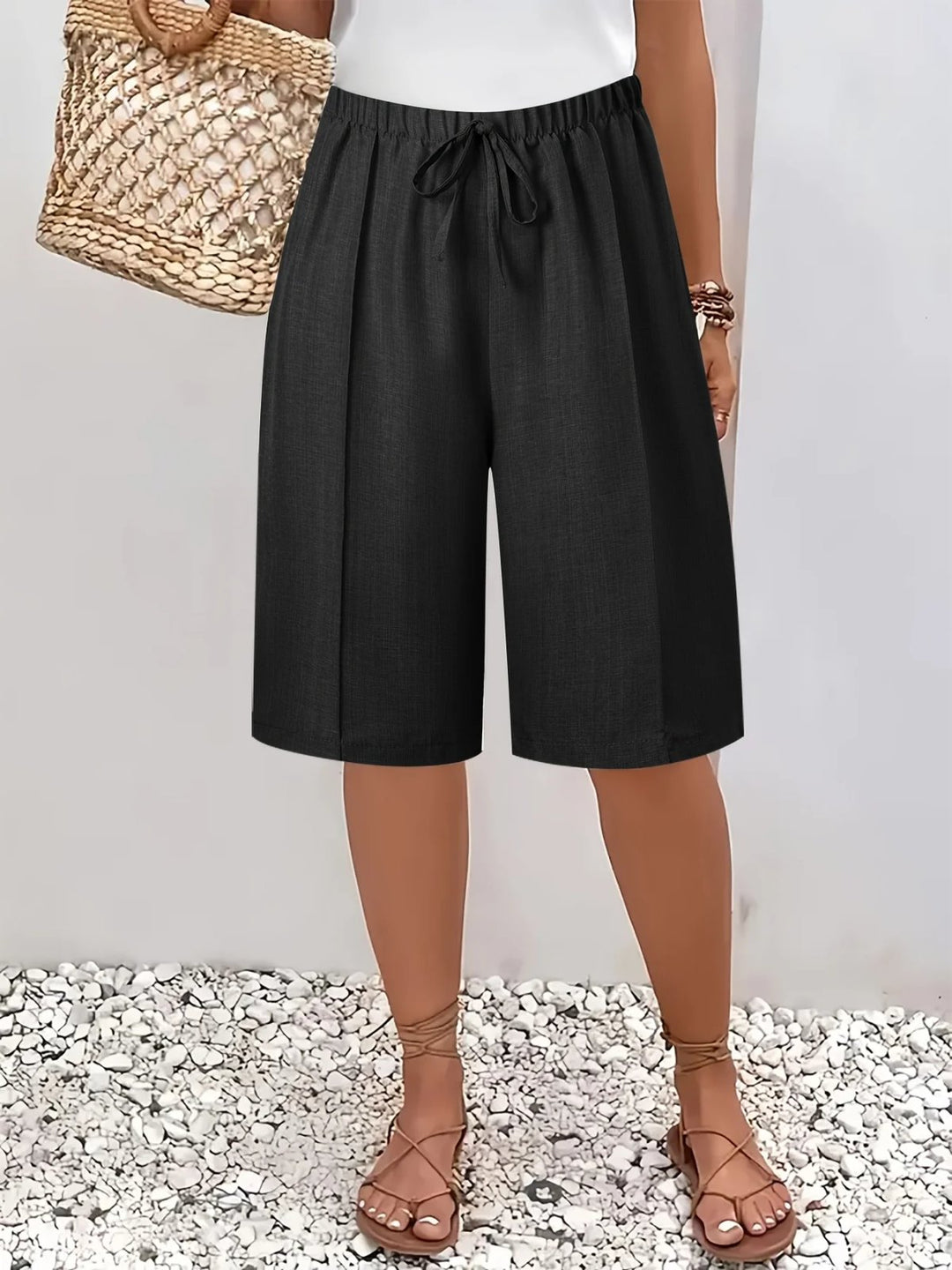 Astrid™ – | Drawstring Vide Bermuda Shorts