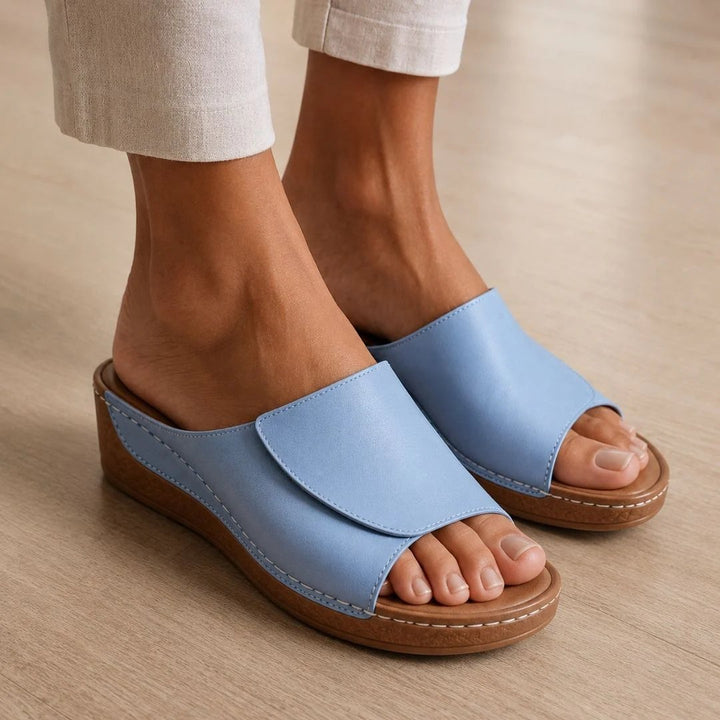 Velora™ – Ortopediske Komfort Kilehæl Sandaler