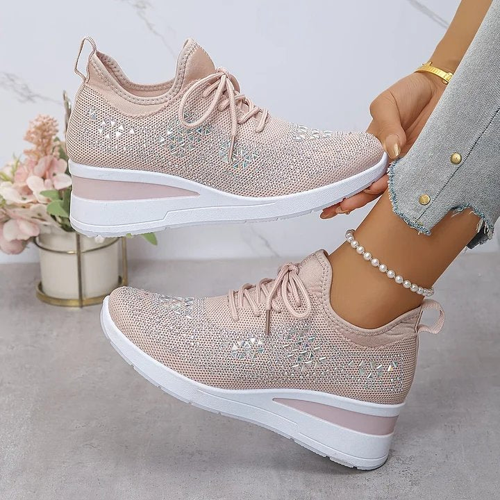 Berit™ – Hevet komfort sneakers med rhinstein detaljer
