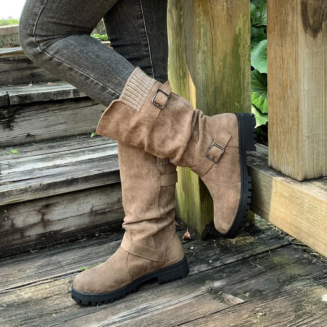 Laila™ – Buckled Mid-Calf Strikkede Mansjettstøvler