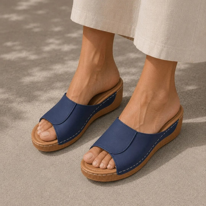 Velora™ – Ortopediske Komfort Kilehæl Sandaler