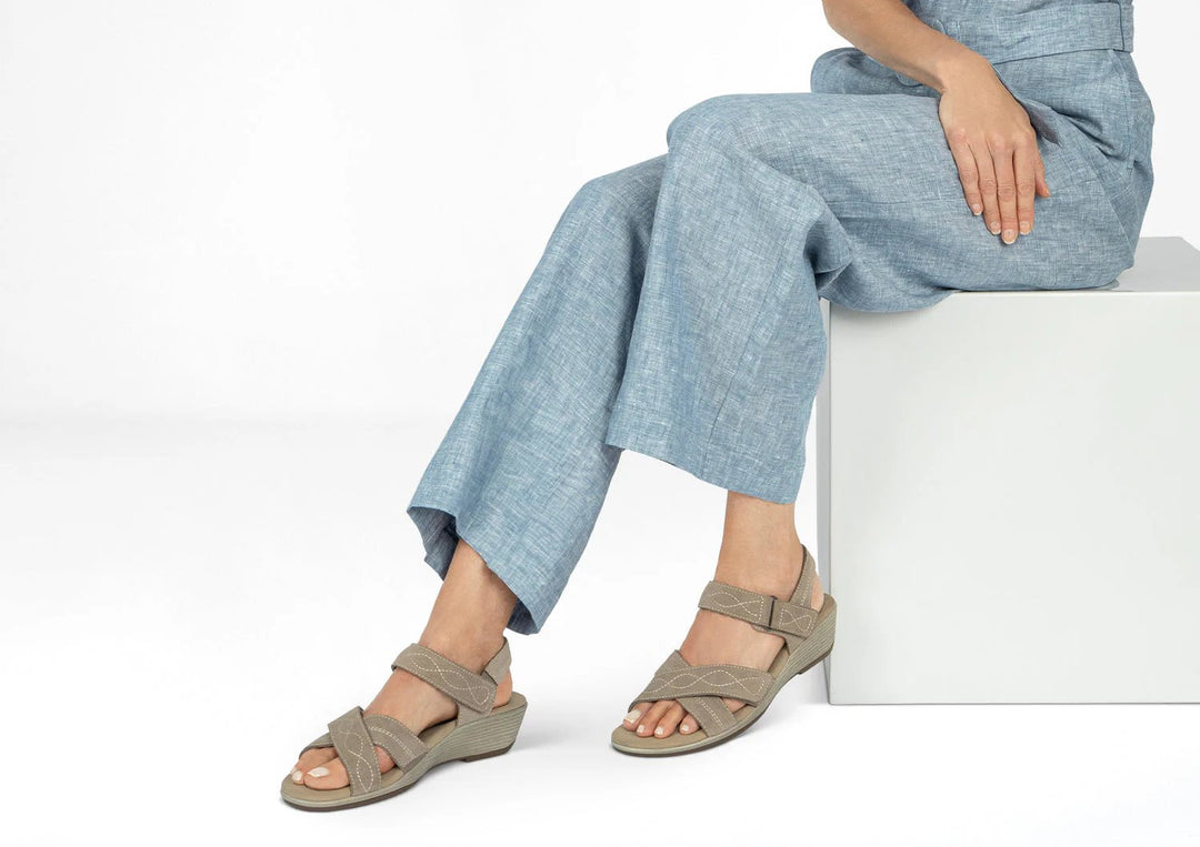 Ingeborg™ – Polstret Hæl Sandaler med Justerbare Remmer