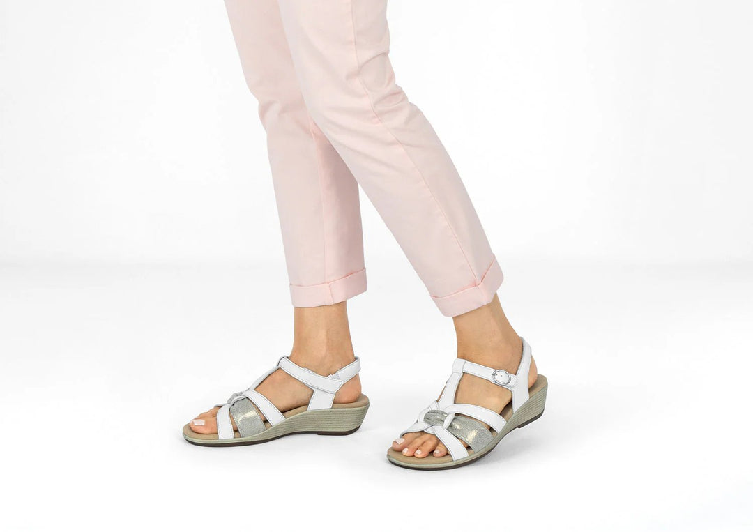 Hege™ – Pustende ortopediske polstrede kile-sandaler