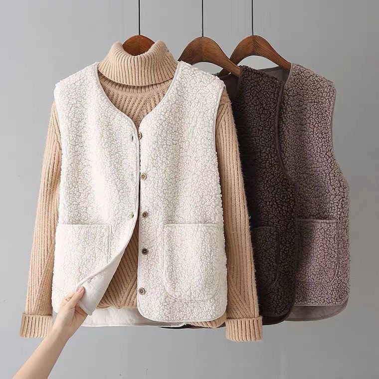 Svanhild™ – Koselig knappfront vest med lommer