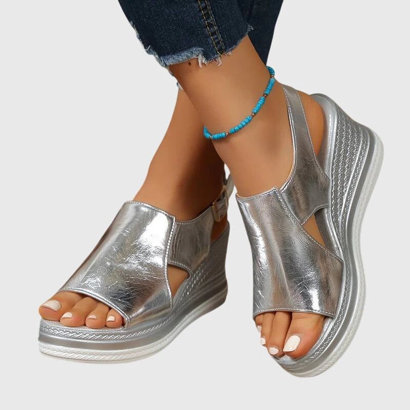 Simona™ – Metallisk Plattform Ortopediske Sandaler