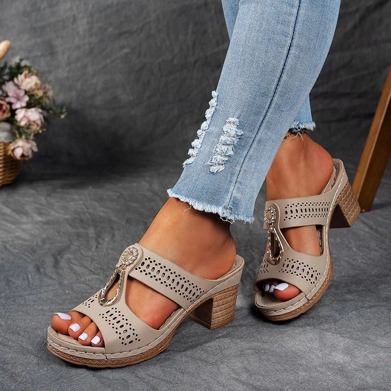 Emma-sofie™ – Perforerte Blokkhæls Orthopediske Sandaler