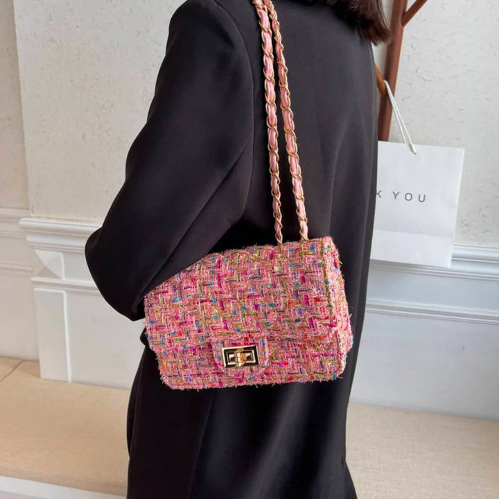 Siri™ – Ruted Kjedeinspirert Crossbody Veske