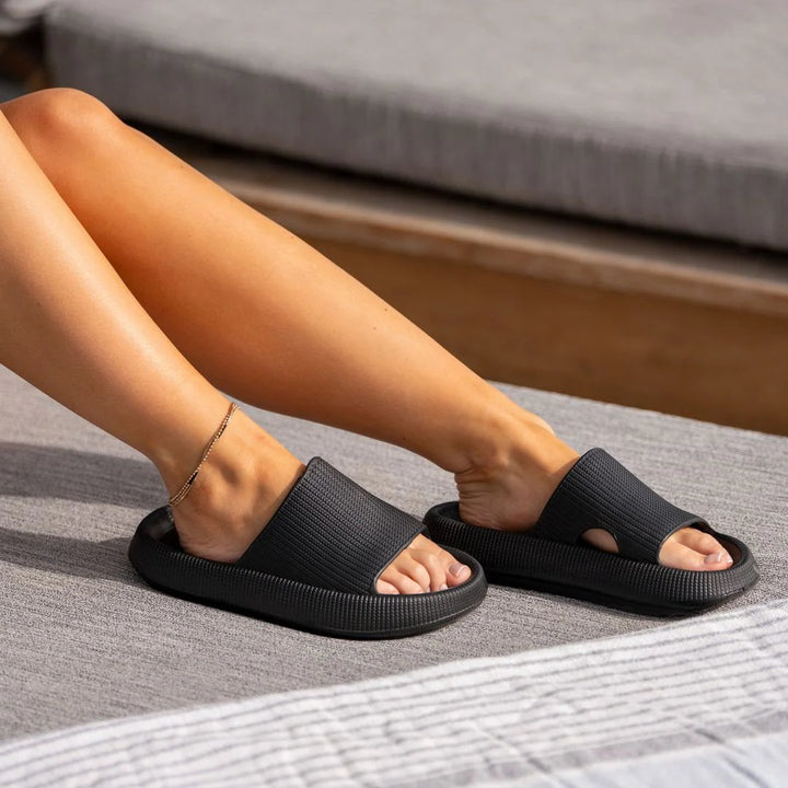Lola™ – Skyaktig komfortable slip-on tøfler