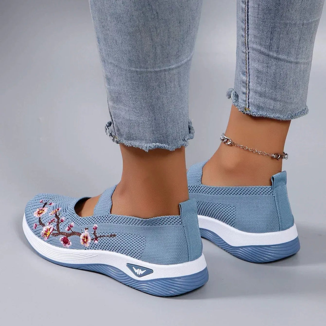 Lara™ – Blomsterbroderte Pustende Mesh Gå-Sneakers