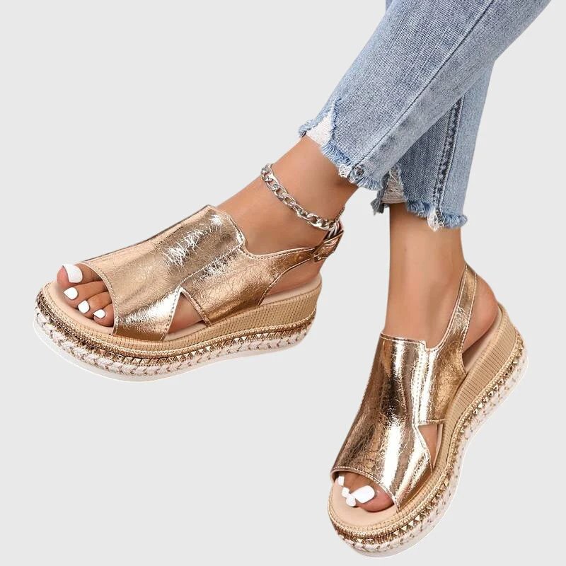 Simona™ – Metallisk Plattform Ortopediske Sandaler
