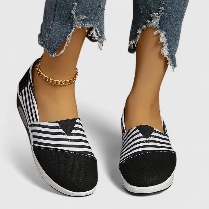 Nora™ – Ortopediske Stripete Slip-On Sneakers