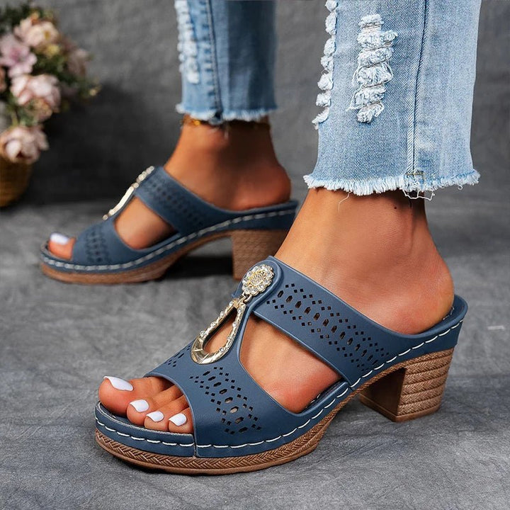 Emma-sofie™ – Perforerte Blokkhæls Orthopediske Sandaler