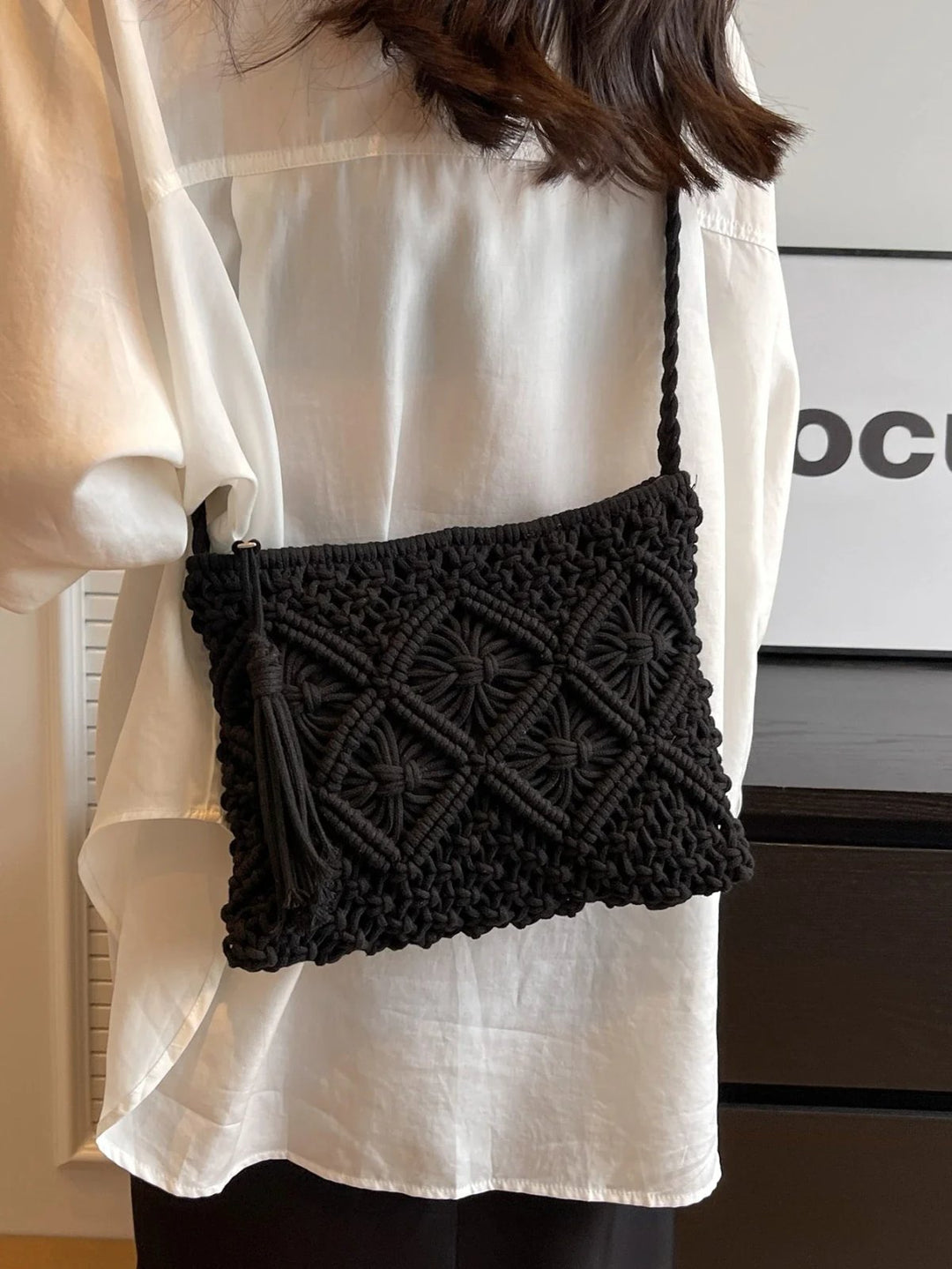 Lara™ – Vevet Makrame Crossbody Bag med Frynse