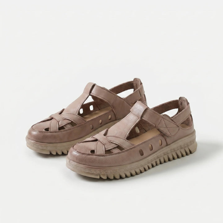 Ingvild™ – | Lukkede tåputesandaletter med platå