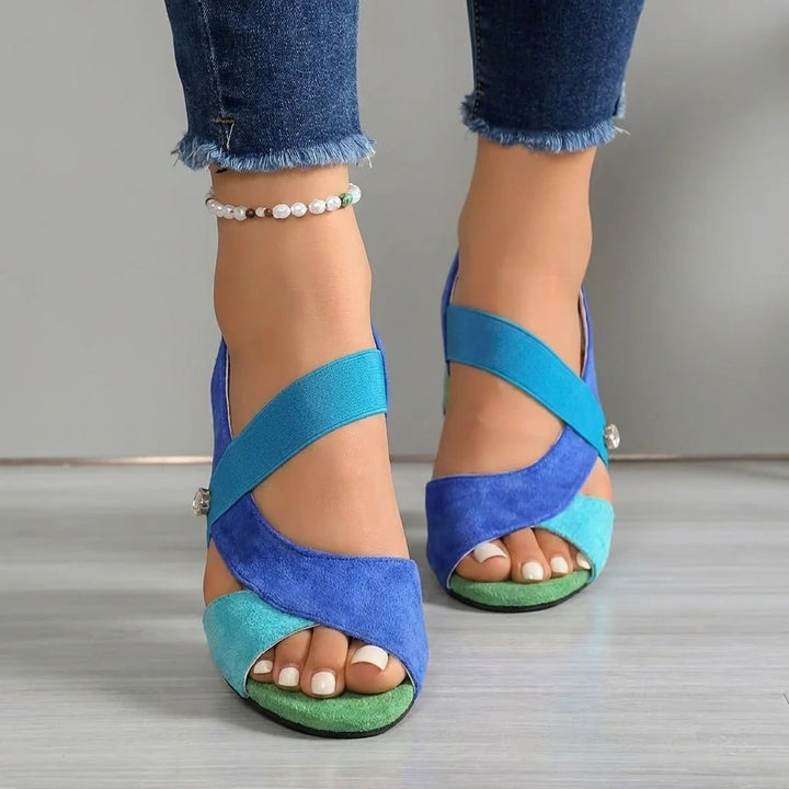 Livia™ – Ortopediske blokkhelte sandaler med kryssremmer