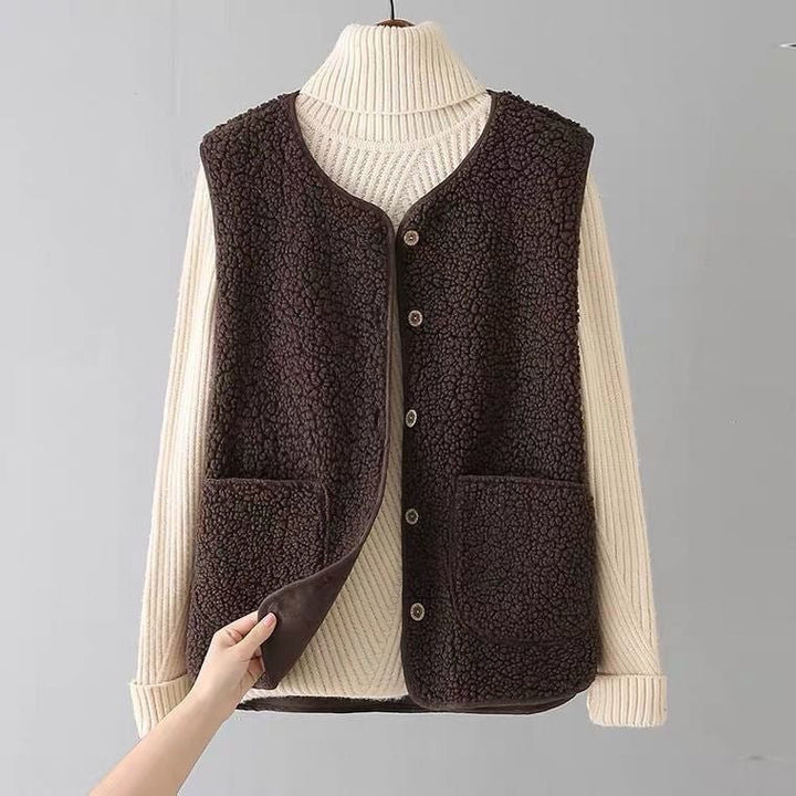 Svanhild™ – Koselig knappfront vest med lommer