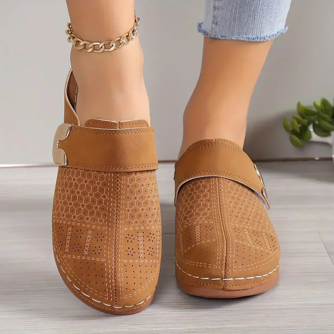 Hedvig™ – Perforerte Ortopediske Slip-On Muler