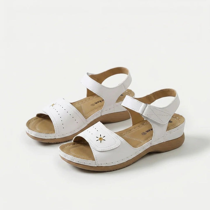 Sara™ – Velcro Stropp Perforerte Komfort Sandaler