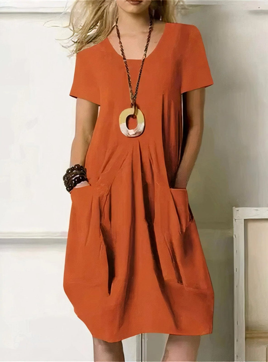 Nora™ – Flytende Midi Drappedress