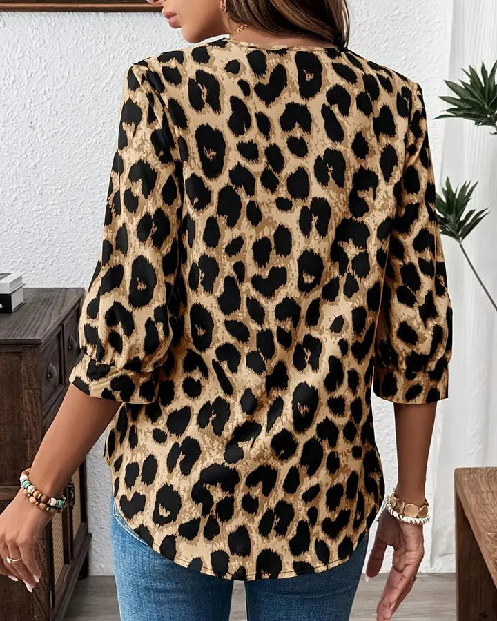 Ida™ – Bluse med leopardmønster og trekvartlange ermer