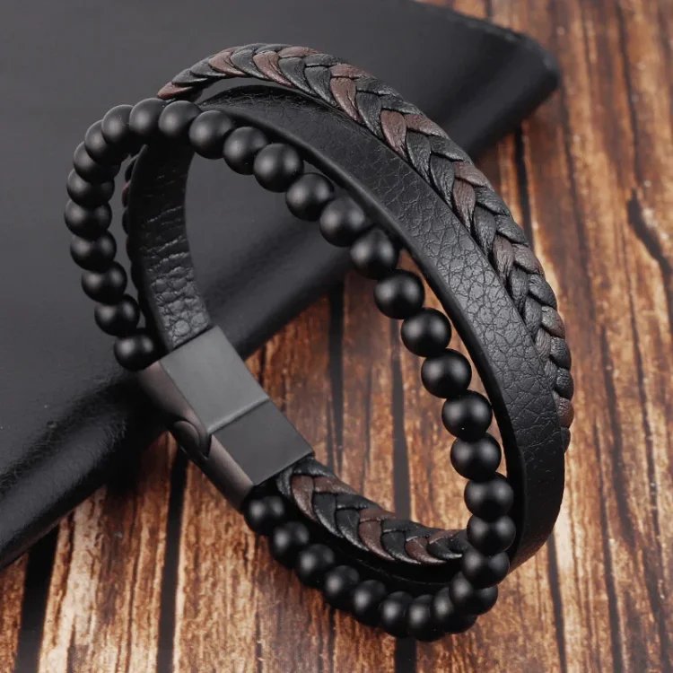 Nina™ – Sett med armbånd med flere strenger og perler