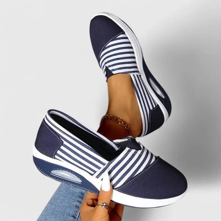 Nora™ – Ortopediske Stripete Slip-On Sneakers