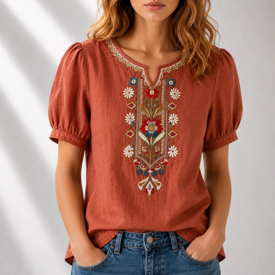 Karla™ – Bluse med blomsterbroderi og puffermærker